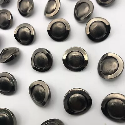 Vtg Gray Round Fish-Eye Shank Buttons W/ Raised Border 18mm Lot Of 6 A33 • $3.99