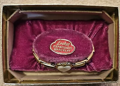 Vintage Children's  Locket Expansion Bracelet-Heart-Shaped Photo Compartment • $29.99