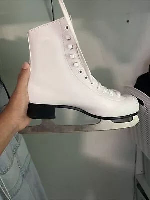 White Figure Skates Size 8 Women NEVER USED • $50