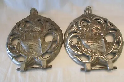 Vintage Majestic Mfg. Co. Cast Iron Wood Stove Top Burner Cover-set Of 2 • $64.99