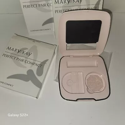 Mary Kay Perfect Pair Compact One Compact New In Box Light Pink Lot Of 3 • $9