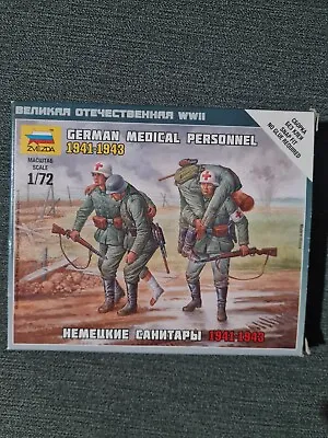 Zvezda German Medical Personnel 1/72 Scale 4 Figures • £10