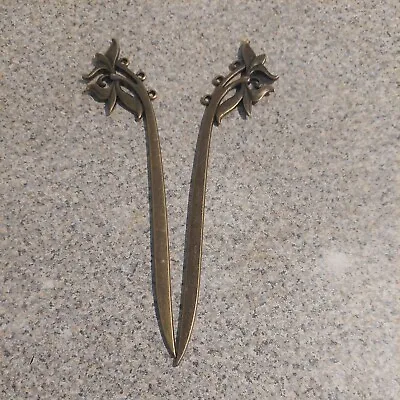$9.99 • Buy 2 Retro Beautiful Bronze Carved Hair Fork Stick Pin Floral Flower Butterfly 
