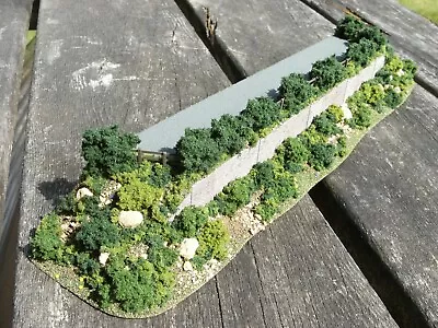 N Gauge Model Railway Layout Hill Scenery With Retaining Wall Car Park & Fencing • £26.85