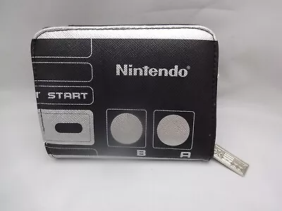 NES Classic Controller Bifold Wallet / Nintendo Gamepad Retro 8BIT Bioworld • $12.99