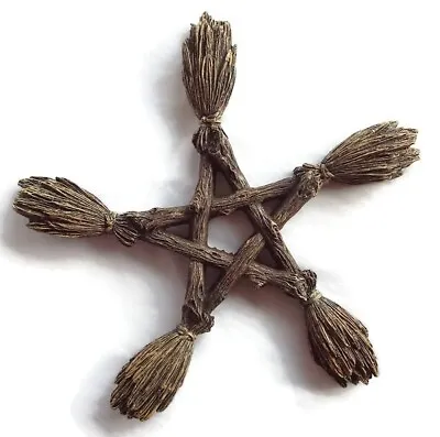 Broomstick Pentagram Wall Ornament By Nemesis Now - Pagan - Wiccan 19cm • £3.90