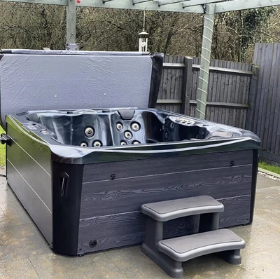 Sagittarius Luxury Hot Tub Spa Whirlpool-6 Person-bluetooth-gecko-rrp £5999 • £5799