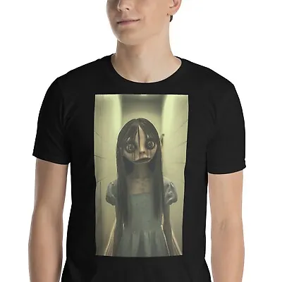 Momo Horror Girl Creepy Pasta Short-Sleeve Unisex T-Shirt • $21