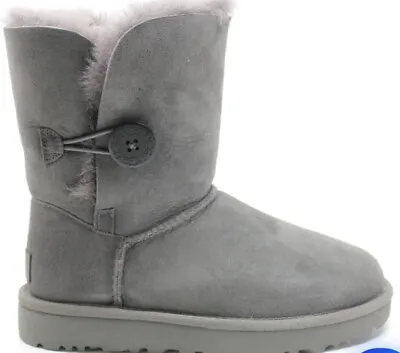 UGG Short Bailey Button II Suede Sheepskin Women's Winter Boots SIZES 10 & 10.5 • £39.99