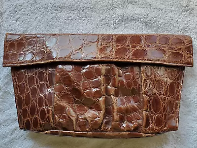 Vintage 1940's ALLIGATOR / CROCODILE  FOLDOVER BROWN CLUTCH PURSE W/ MONEYPURSE • $36