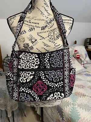 Vera Bradley On The Go Crossbody In Canterberry Magenta EUC • $25