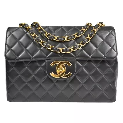 Chanel Black Lambskin Jumbo Classic Flap Bag 99355 • £3351.68