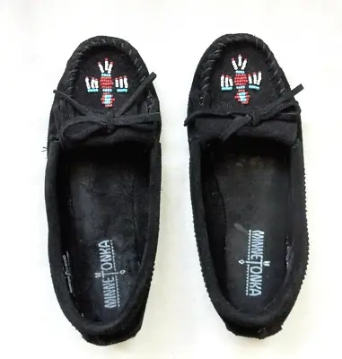 MINNETONKA Women's Size 7 Black Suede Thunderbird Moccasins Flats Causal Shoes • £24.09