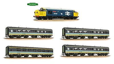 OO Bachmann 30-3701 Class 37 043 (35-304) + 4x MK2 Scotrail Coaches RRP £524.75 • $774.24