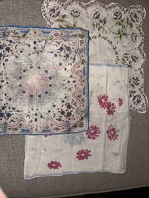 Lot 3 VINTAGE 1940s Floral And Blue/Purple/Pink Hankies Handkerchiefs • $15