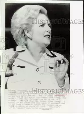 1976 Press Photo Margaret Thatcher Speaks At Party Conference At England • $19.88