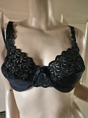 Lovely Ladies Comfy Bra Size 38c - 40c Cameo Worn Just Twice • £6