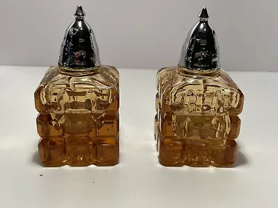 Vintage Amber Glass Salt And Pepper Shaker Set LE Smith Diamond Cut • $20