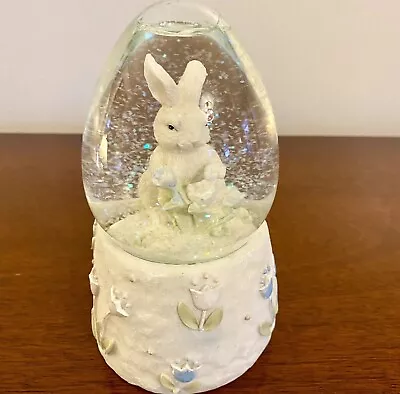 Vtg Bunny Rabbit Easter Egg Water Globe Tulip Floral Resin Glitter Snow 6.5”### • $12.71