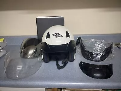 VEGA NT200 Large Motorcycle Helmet - White - DOT - Plus Visors & Face Shields • $40