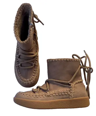 Blowfish Malibu  Boot - Size 6 • $29.99