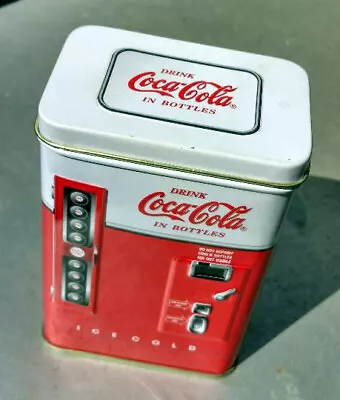 Vintage 1997 Coca-Cola Vending Machine Red Tin. • £15