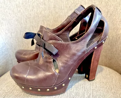 UGG Celestina Size 9 Brown Leather Studded Platform Heels Sheepskin  1001311 • $17.99