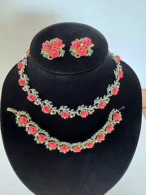 Vintage 1950s 3 Piece Set Lucite Coral Pink Carved Rose Faux Pearl Necklace. • $35