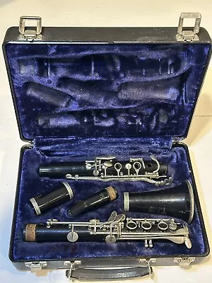 Selmer Bundy Resonite Clarinet With Hard Shell Case • $59.99