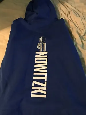 DIRK NOWITZKI Dallas Mavericks Mavs Hoodie Size Large • $50