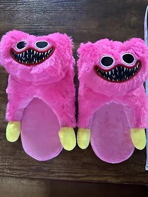 Pink Monster Slippers (W-Large) NEW - Clawee Prize • $14