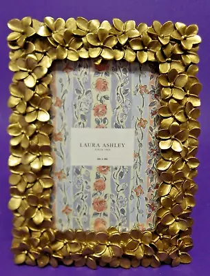 LAURA ASHLEY Gilded Gold Textured Flower Picture Frame 4 X 6  BRAND NEW • £15.43