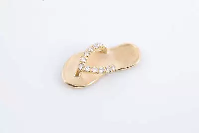 Na Hoku 14k Yellow Gold 0.22tcw Diamond Hawaiian Slipper Pendant (3.38g.) • $440