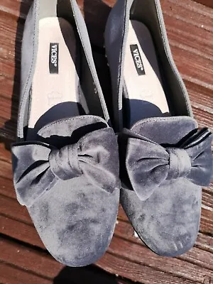 Vices Grey Velvet Shoes With Bows And Diamantes On Heels Side 39 Uk 6 Vgc • £14