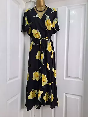 Warehouse Bold Floral Print Ruffle Trim Dress Size 16 • £10