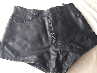 Bagazio Mens Leather Shorts Size 32 • $50