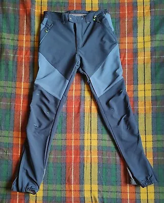Regatta Great Outdoors Blue Mountain Walking Trousers • £25