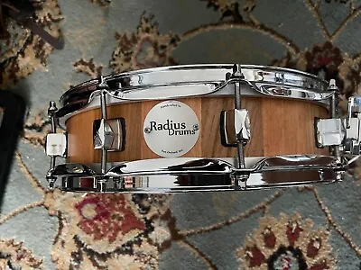 Radius Oak/alder Stave Piccolo Snare 31/2 X14  • $229.99