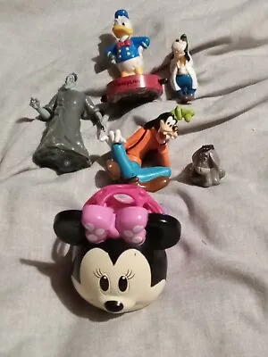 Disney Toy Figure Bundle Donald Duck Minnie Mouse Car  • £1.99