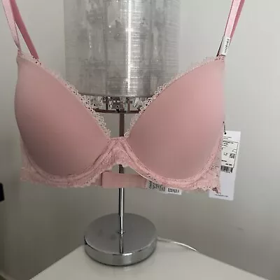 BNWT SIZE 32D Calvin Klein Lingerie Seductive Comfort Demi Lift Bra Pink • £24.99