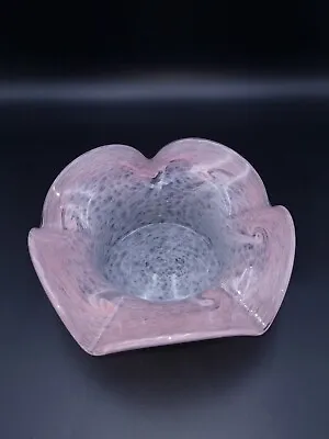 VASART Scottish Art Glass Frilled Rim Bowl • £27.90