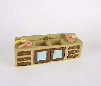 Dollhouse Miniature Quarter Scale 1:48 Kitchen Sink Counter MA9219 • $1.49