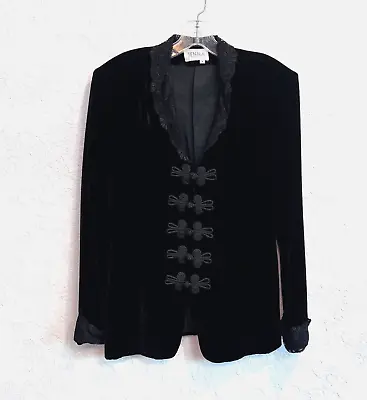 Vintage Jenna Velvet Jacket Frog Closure Lace Collar & Sleeves Lined Sz 8 • $22.99
