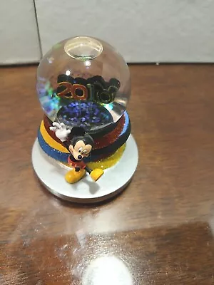 Walt Disney World 2010 Snowglobe 3  Disney Mickey Mouse Disney Park • $14.95