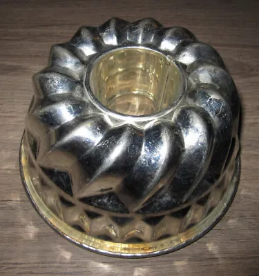 Vtg Kaiser Brand Silver Tone Metal Bundt Cake Pan / Mold Made In West Germany • $31.99