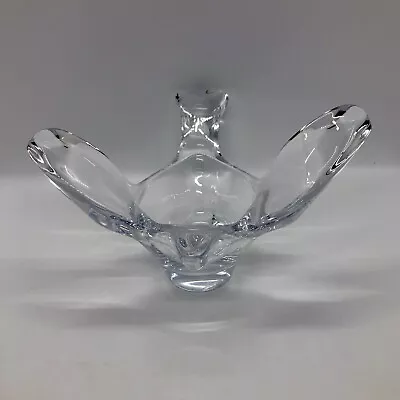 VINTAGE Clear Glass Flying Bird Dove Swallow CANDY BOWL Dish Figurine ART • $13.88