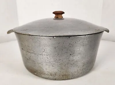 Vintage Heavy Cast Aluminum Ware Super Quality Roaster Oven Pot  • $50