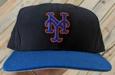 Vintage '90s MLB New York Mets New Era Snapback Made In USA • $49