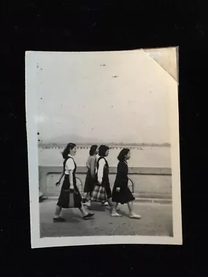 #14006 Japanese Vintage Photo 1940s / Man Woman People Landscape • £4.85