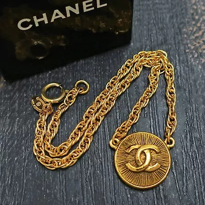 CHANEL Gold Plated CC Logos Round Vintage Necklace Pendant Choker #9186a Rise-on • $435